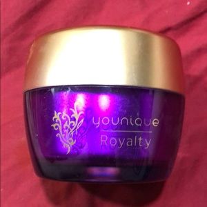 Younique time correcting night cream